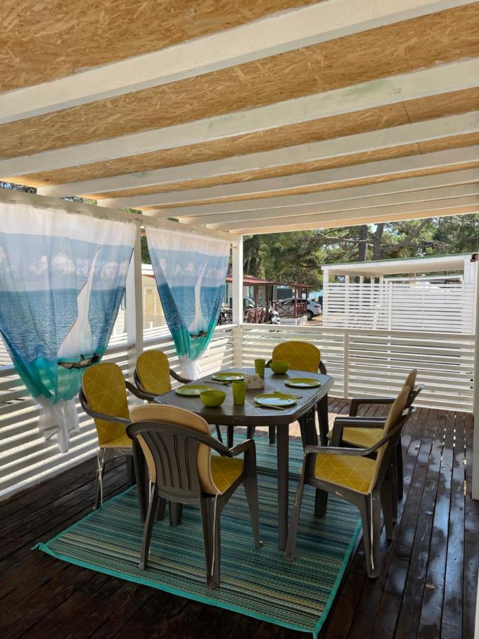 Dalmacia Mobile Homes And Caravans At The Beach Privlaka  Luaran gambar